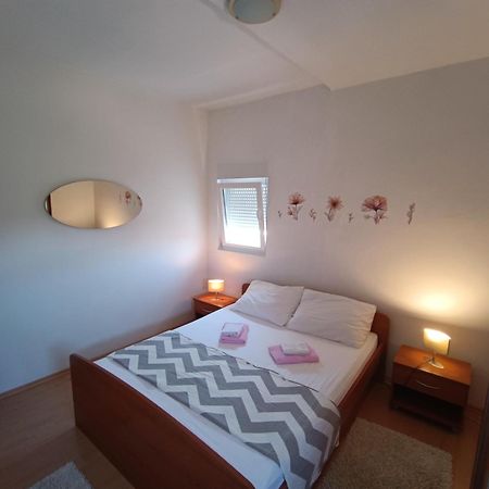Apartman Lea Sukošan エクステリア 写真